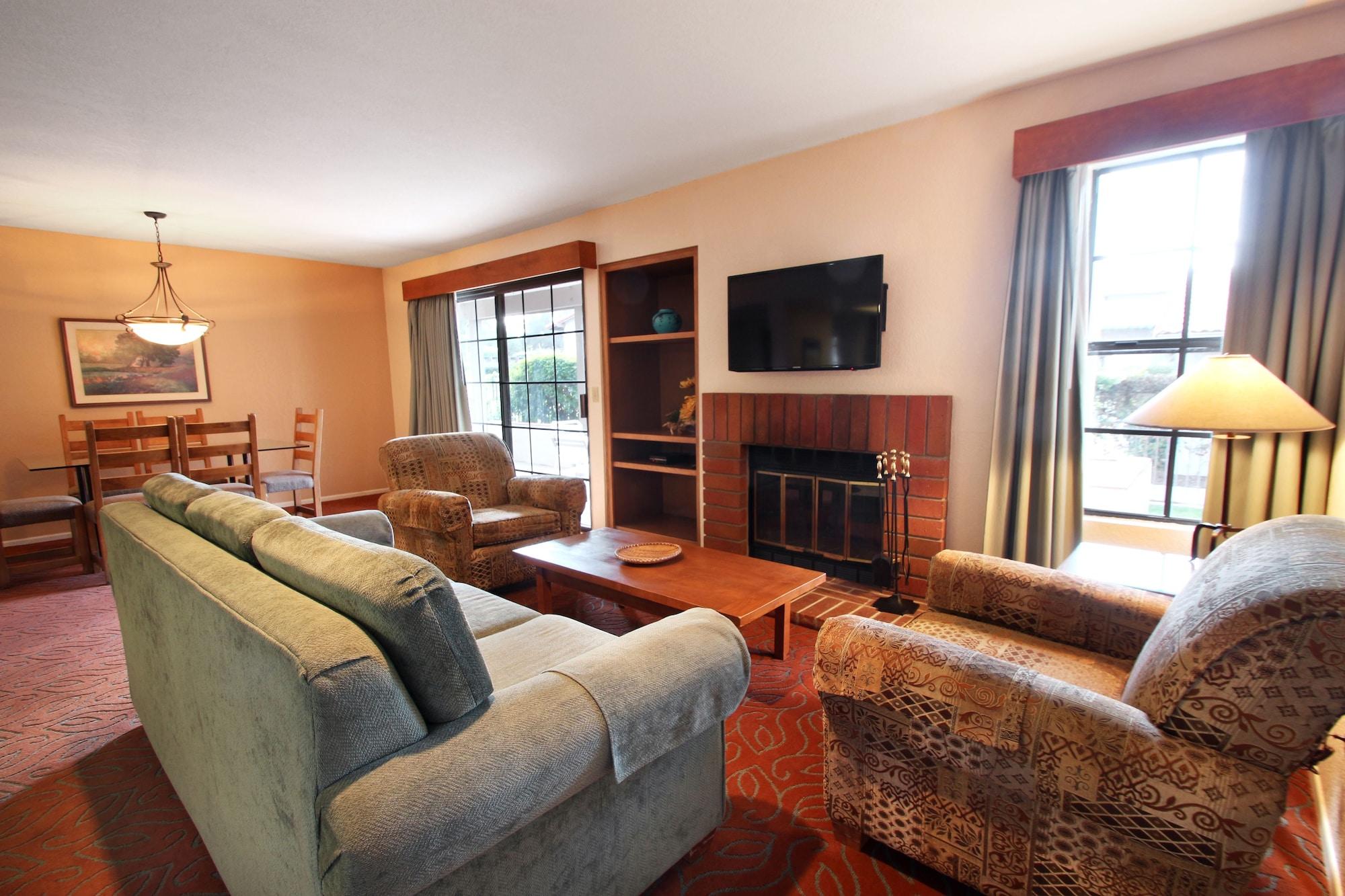 Riviera Oaks Resort 3*